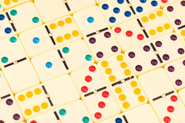 Färgglada dominobrickor — Stockfoto