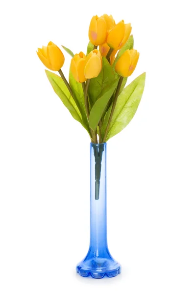 Pote com tulipas isoladas em branco — Fotografia de Stock