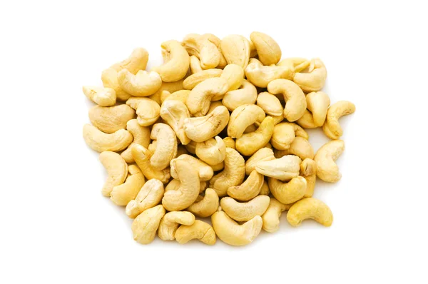 Cashewnötter isolerat på vita — Stockfoto