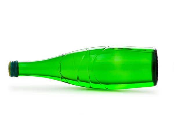 Пляшка води ізольована — стокове фото