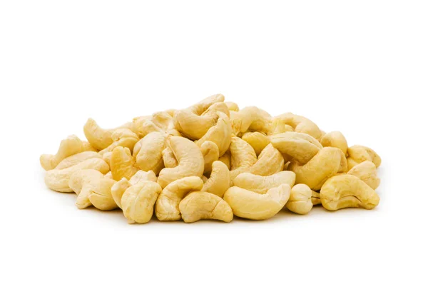 Kešu ořechy izolovaných na bílém — Stock fotografie