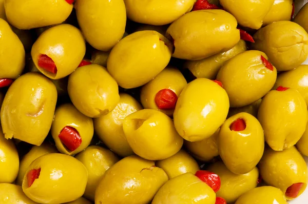 Contexte alimentaire composé d'olives fraîches — Photo