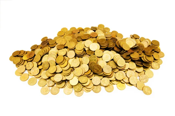 Изолированная куча золотых монет — стоковое фото