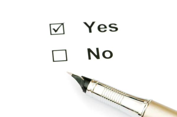 Pen and tick boxes with Yes and No — Stock Photo, Image