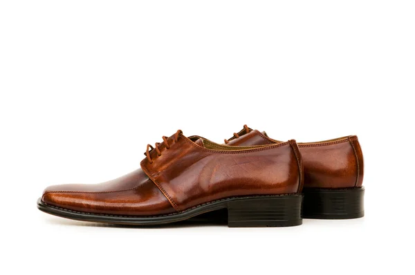 Sapatos castanhos isolados no branco — Fotografia de Stock