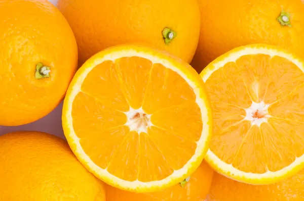 Закройте макроснимок апельсинов — стоковое фото