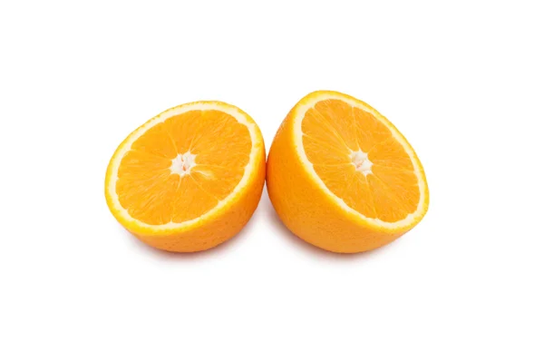 Duas laranjas isoladas no branco — Fotografia de Stock