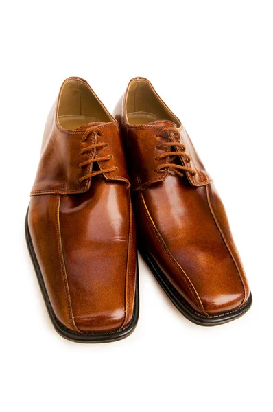 Üzerinde beyaz izole kahverengi Ayakkabı — Stok fotoğraf