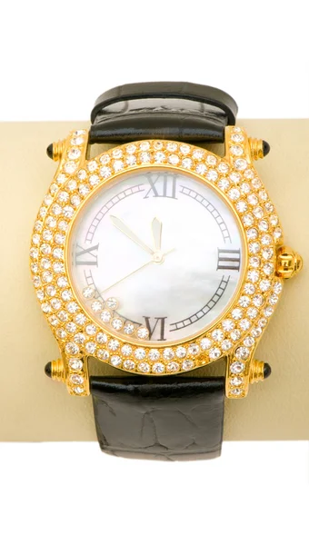 Ruční hodinky izolovaných na bílém — Stock fotografie