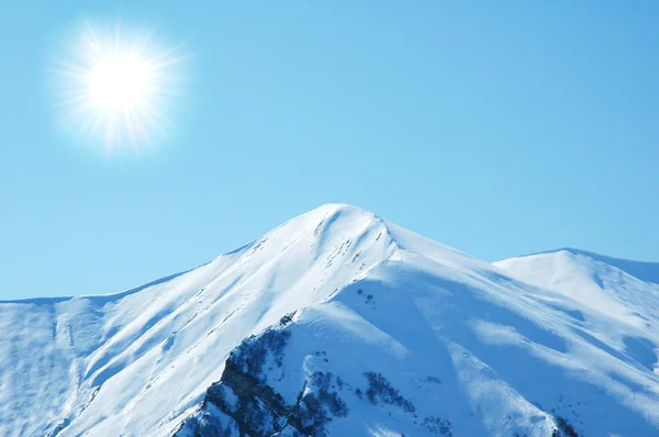 Vintern bergen på en dag — Stockfoto
