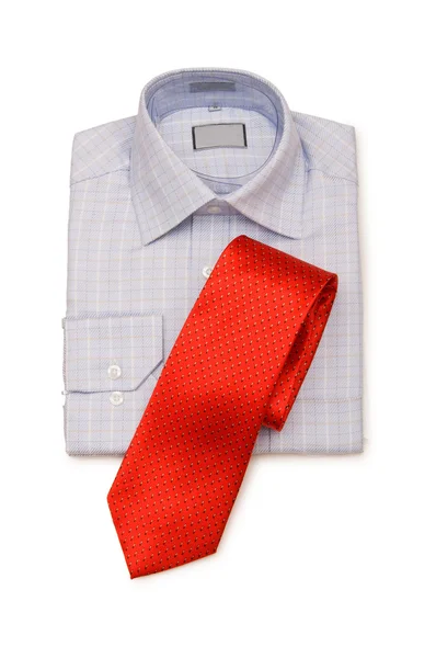 Camicia e cravatta isolate sul bianco — Foto Stock