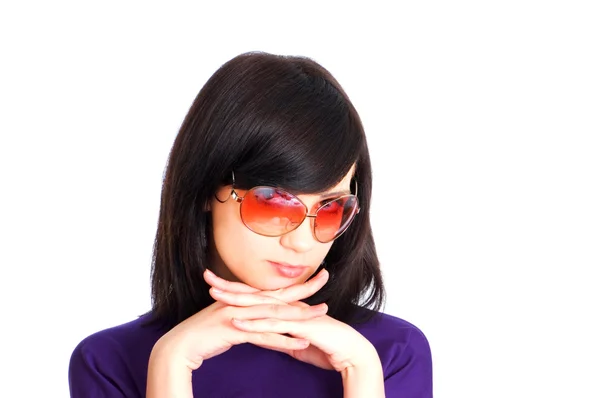 Chica joven en gafas de sol aisladas — Foto de Stock