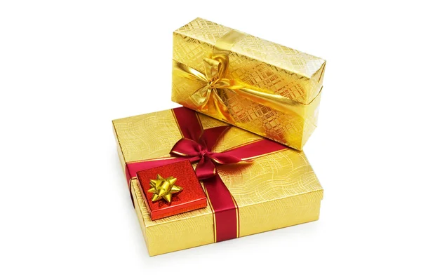 Подарункові коробки ізольовані на білому — стокове фото