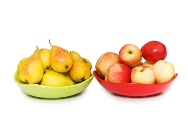 Varios frutis aislados en el blanco — Foto de Stock