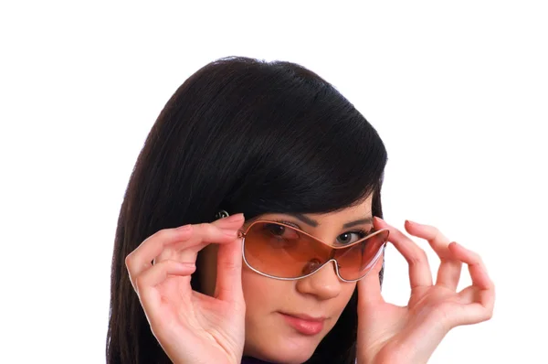 Ung jente i solbriller isolert – stockfoto