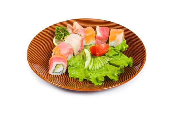 Sushi piatto isolato sul bianco — Foto Stock