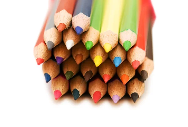 Färg pennor isolerat på vita — Stockfoto