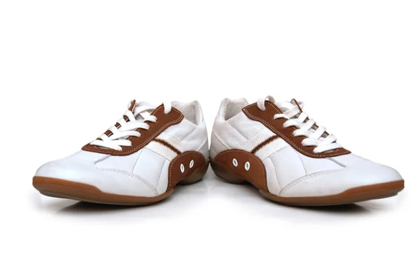Sportschoenen geïsoleerd op de witte — Stockfoto
