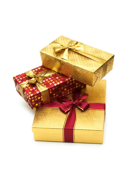 Tres cajas de regalo aisladas en el blanco —  Fotos de Stock