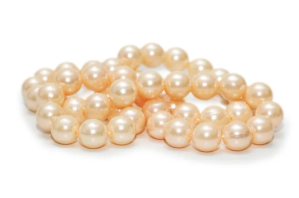 Pearl necklace isolated on the white — Stock Photo, Image
