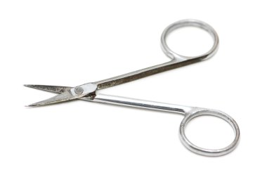 metal makas üzerinde beyaz izole