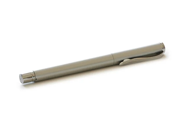Zilveren pen geïsoleerd - focus op de tip — Stockfoto