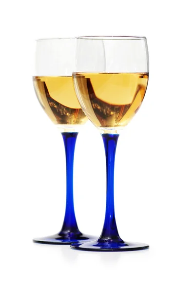 Due bicchieri di vino isolati — Foto Stock