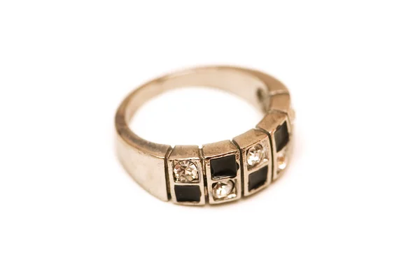 Stříbrný prsten izolovaných na bílém — Stock fotografie