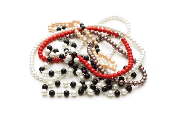 Varie collane di perle isolate — Foto Stock