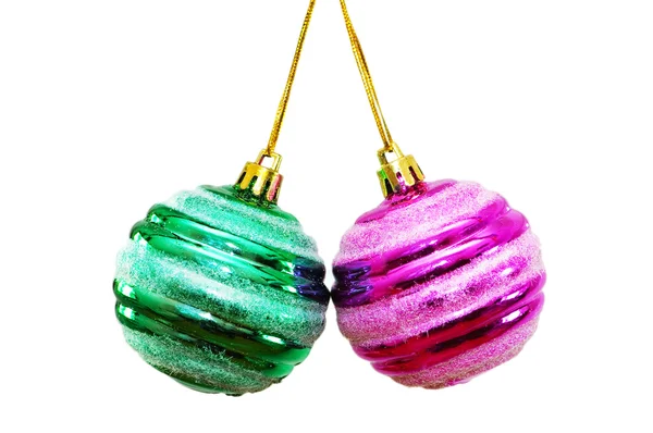Дві різдвяні кульки ізольовані — стокове фото
