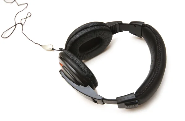 Écouteurs noirs isolés sur le blanc — Photo
