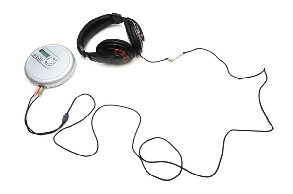Odtwarzacz CD i słuchawki na białym tle — Zdjęcie stockowe