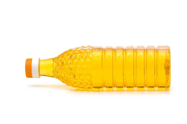 Пляшка оливкової олії ізольована — стокове фото