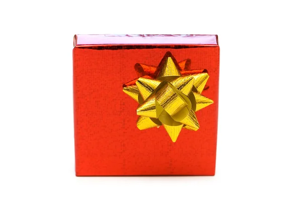 Κόκκινο giftbox απομονωθεί σε λευκό thw — Φωτογραφία Αρχείου