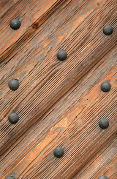 金属のリベットのドア — ストック写真