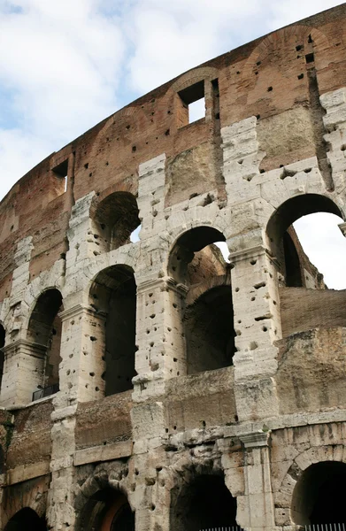 Velhas muralhas do Coliseu — Fotografia de Stock