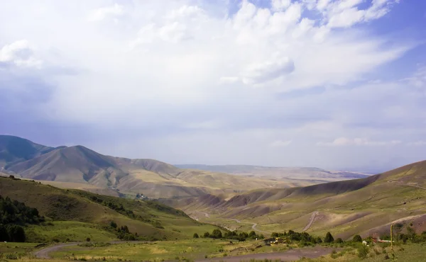 在吉尔吉斯斯坦的山 — 图库照片