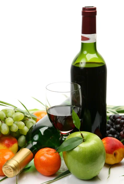 Vinho e fruta — Fotografia de Stock