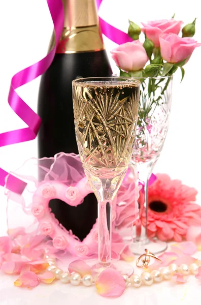 Şampanya ve güller — Stok fotoğraf
