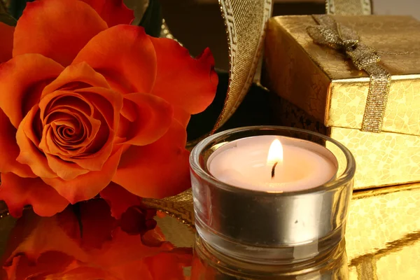 Rosa e candela — Foto Stock