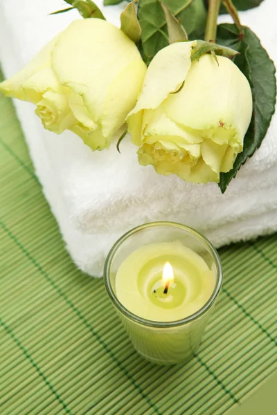 Roses and candles — Stock Photo, Image