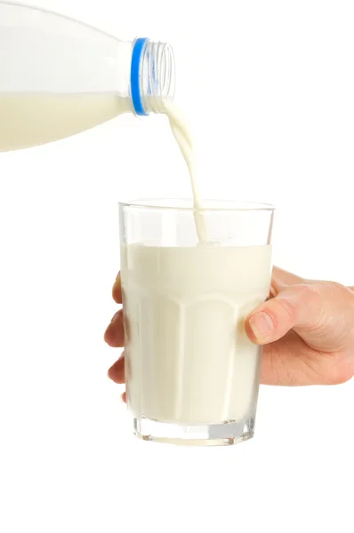 Налийте склянку молока — стокове фото