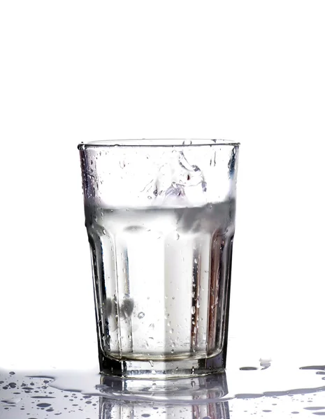Vaso de agua y spray — Foto de Stock