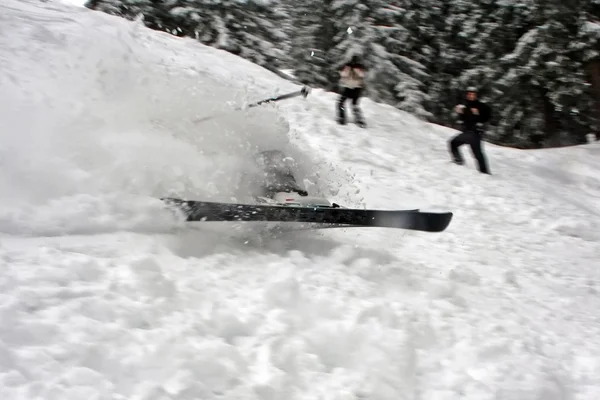 Abgestürzter Skifahrer — Stockfoto