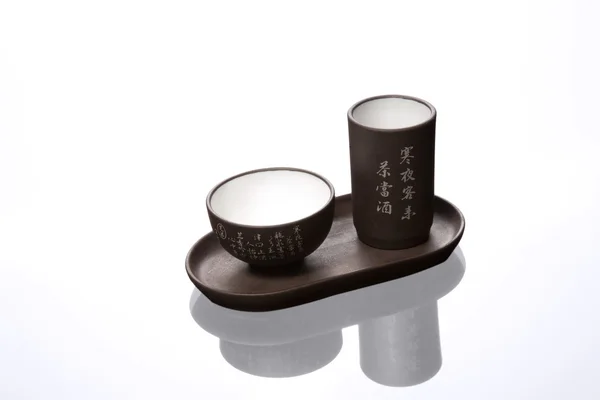 Изолированная китайская чайная пара — стоковое фото