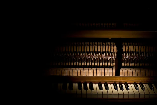 钢琴 — 图库照片