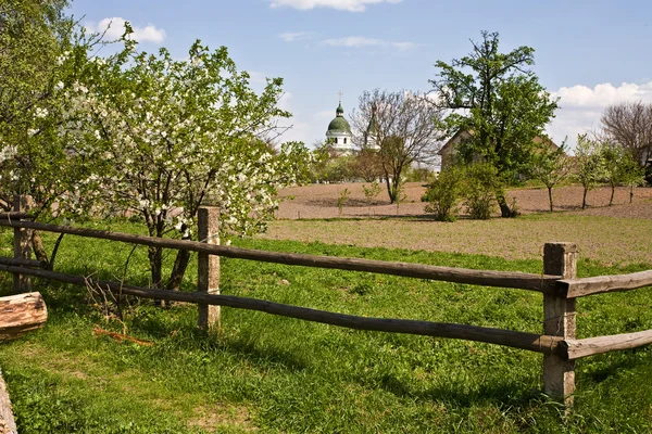 Vesnice plot — Stock fotografie