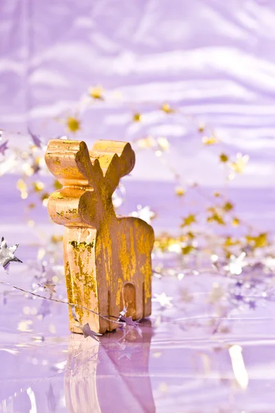 Weihnachtlicher Hirsch — Stockfoto