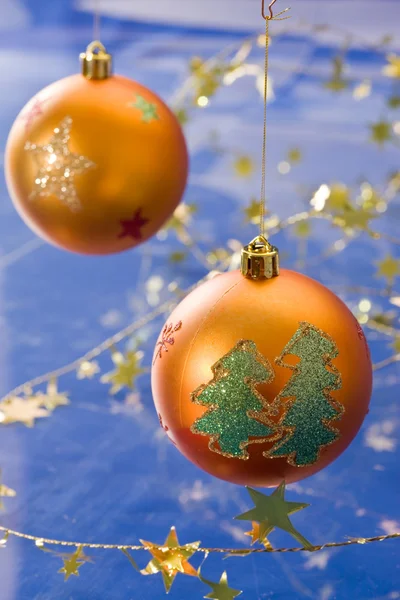 Bola de Natal dourada Imagem De Stock