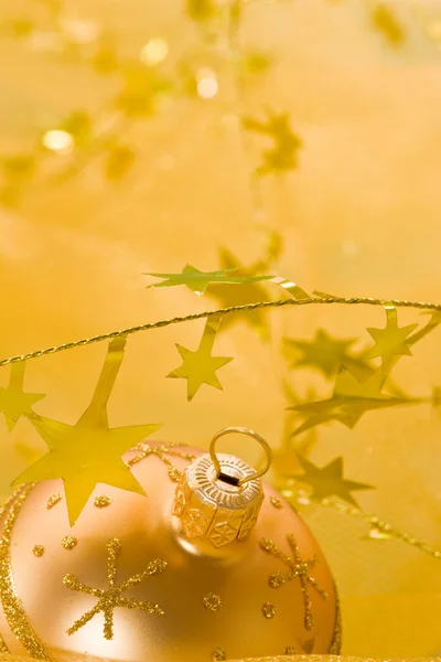 Goldener Ball — Stockfoto